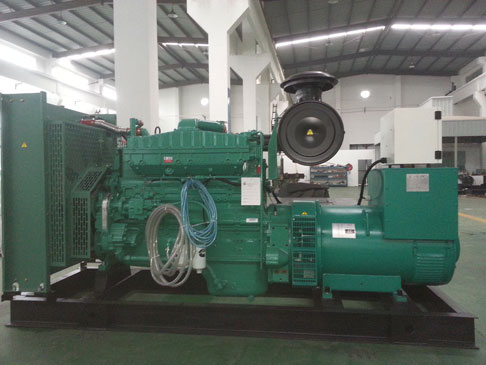 250-300KW康明斯發(fā)電機(jī)組